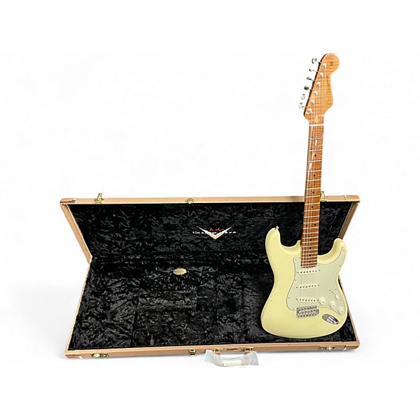 Used 2022 Fender Custom Shop GT11 Vintage White Solid Body Electric Guitar