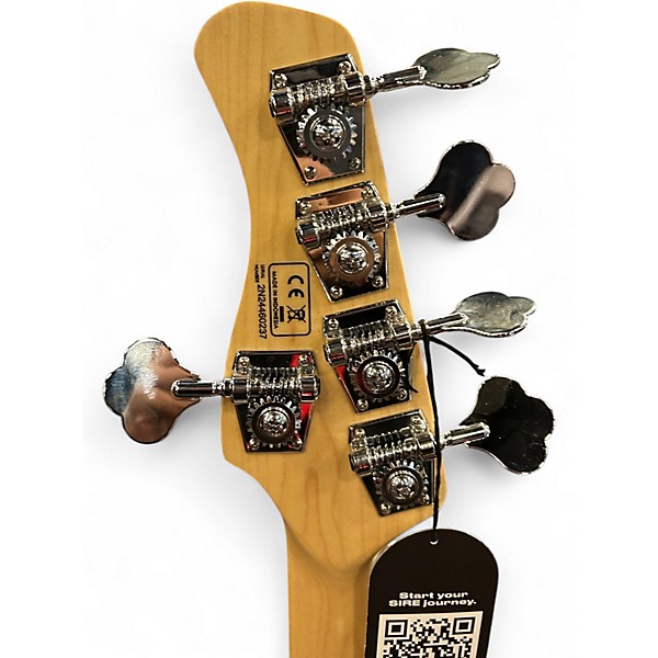 Used Sire Marcus Miller P7 Swamp Ash Antique White Electric Bass Guitar