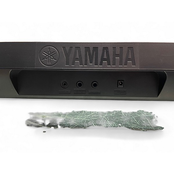 Used Yamaha PSRE253 61 Key Portable Keyboard