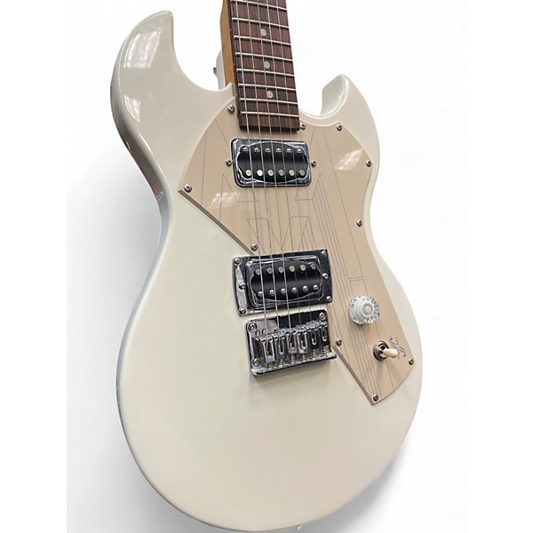 Used First Act 222 White Solid Body Electric Guitar