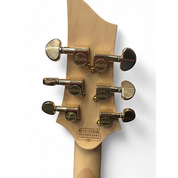 Used Schecter Guitar Research Omen Extreme 6 Alpine White Solid Body Electric Guitar