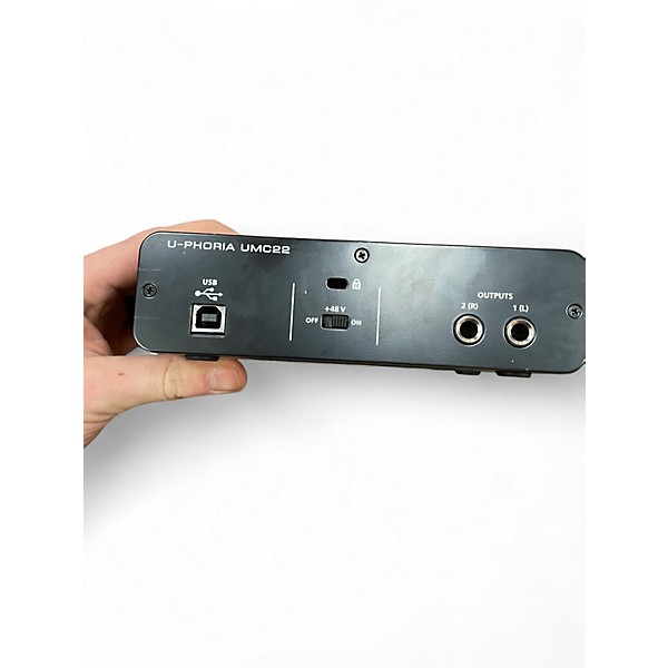 Used Behringer U-Phoria UMC22 Audio Interface
