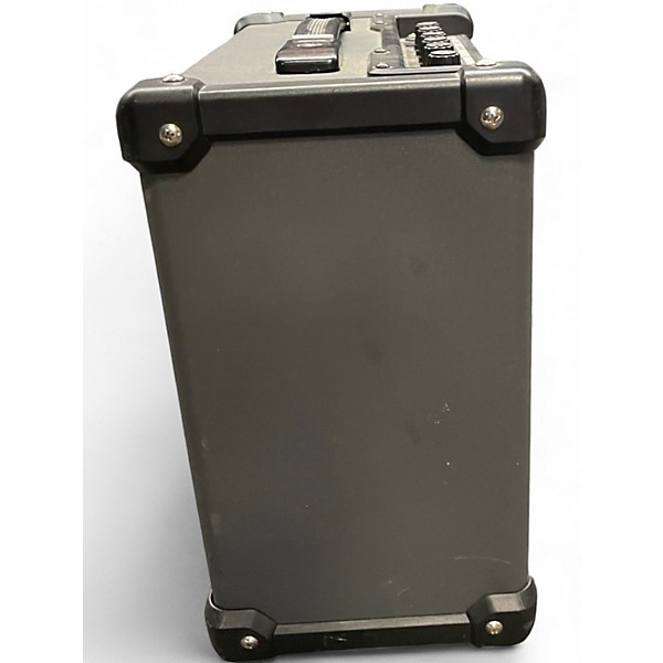 Used Roland CUBE 10 Guitar Combo Amp