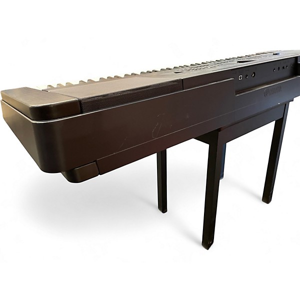 Used Yamaha DGX660 Portable Keyboard