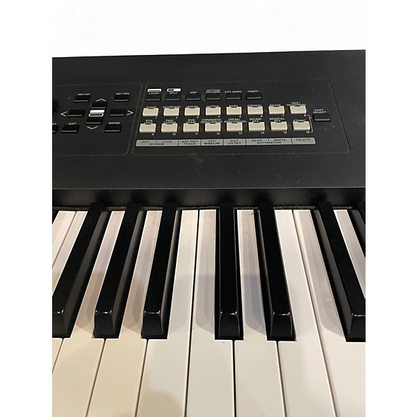 Used Yamaha MX88 Synthesizer