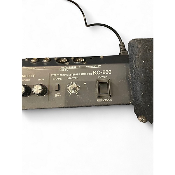 Used Roland KC-600 Keyboard Amp