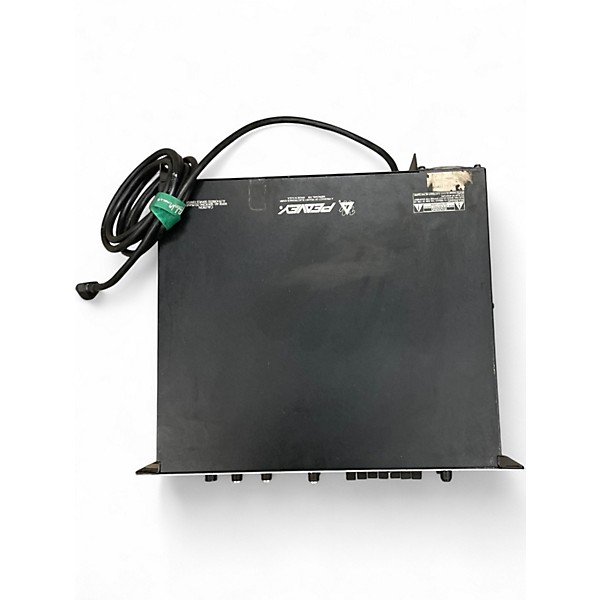 Used Peavey T-MAX TWO CHANNEL BASS SYSTEM Bass Amp Head