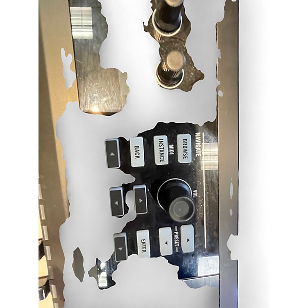 Used Native Instruments Komplete Kontrol S49 MIDI Controller