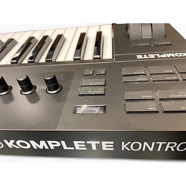 Used Komplete KONTROL A25