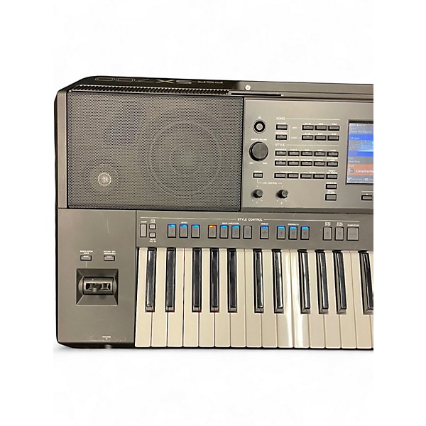 Used Yamaha PSRSX-700 61Key Arranger Keyboard