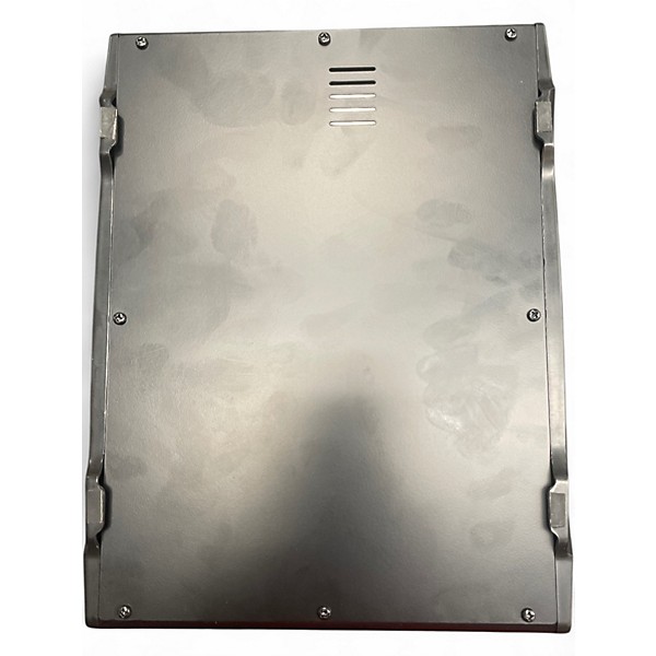 Used Harbinger L802 Unpowered Mixer