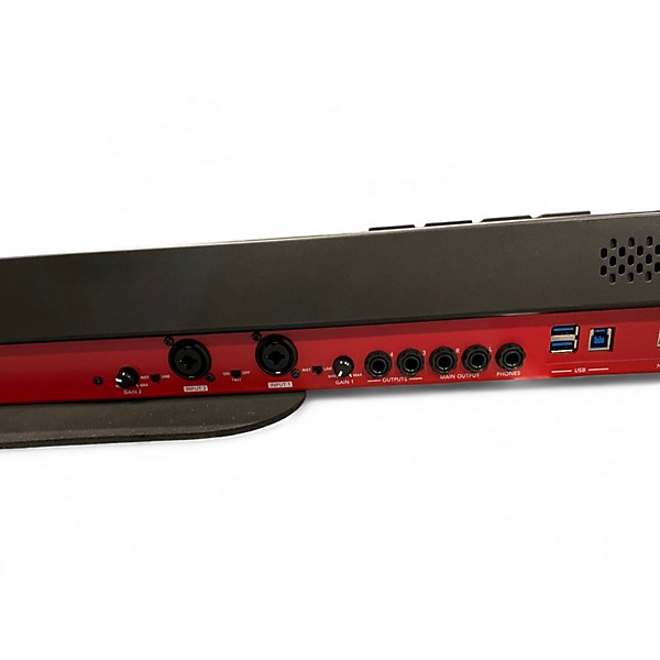 Used Akai Professional MPC Key 61 Keyboard Workstation