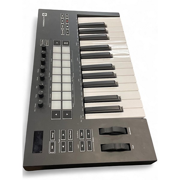 Used Novation Launchkey 25 Key MIDI Controller