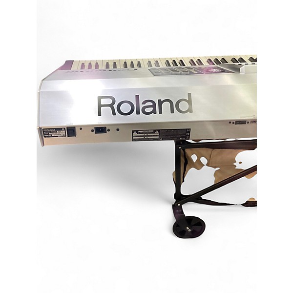 Used Roland Fantom G8 88 Key Keyboard Workstation