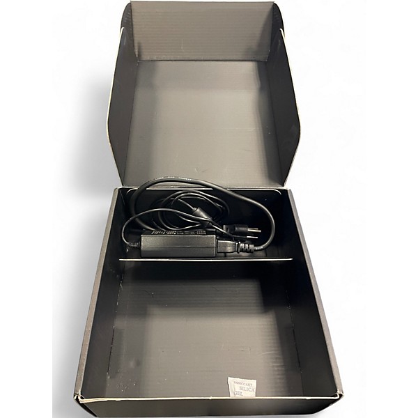 Used Hotone Effects ampero ll Effect Processor