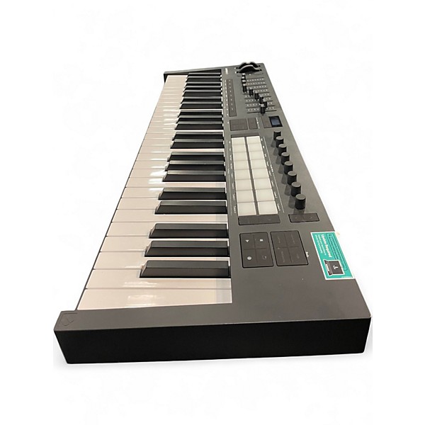 Used Novation LAUNCHKEY 49 Keyboard Workstation