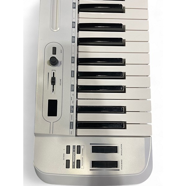 Used Samson Carbon 49 Key MIDI Controller