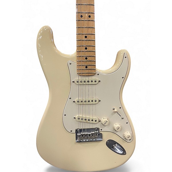 Used Fender American Professional Stratocaster SSS White Solid Body Electric Guitar