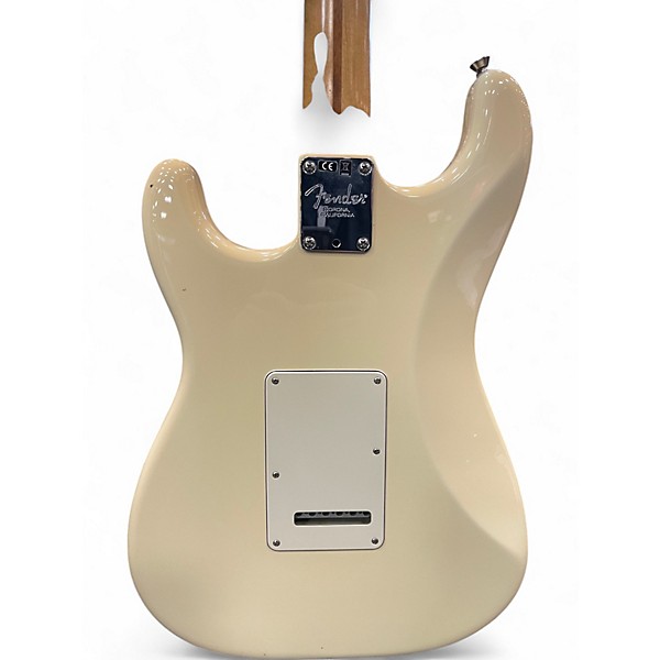 Used Fender American Professional Stratocaster SSS White Solid Body Electric Guitar