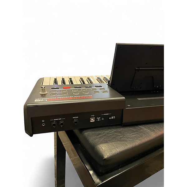Used Akai Professional Synth Station 49 Key MIDI Controller