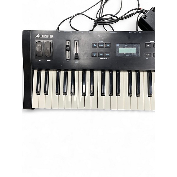 Vintage 1995 Alesis QS6 Synthesizer