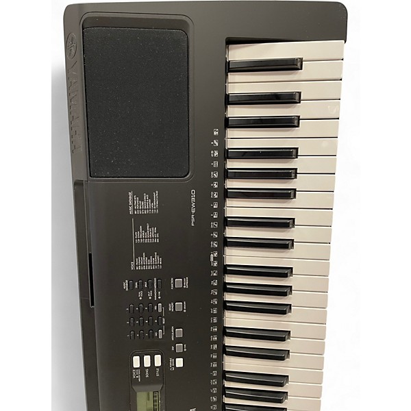Used Yamaha PSREW310 Digital Piano