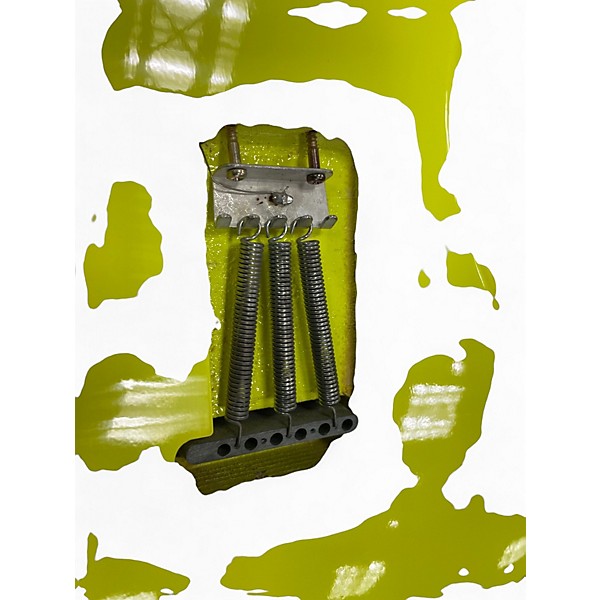 Used Kramer STRIKER ST-300 VINTAGE NEON YELLOW Solid Body Electric Guitar