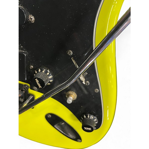 Used Kramer STRIKER ST-300 VINTAGE NEON YELLOW Solid Body Electric Guitar