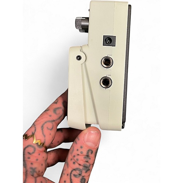 Used Behringer NR300 Noise Reduction Effect Pedal