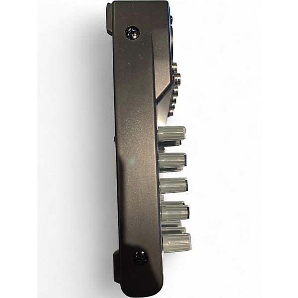 Used Behringer xenyx502 Unpowered Mixer