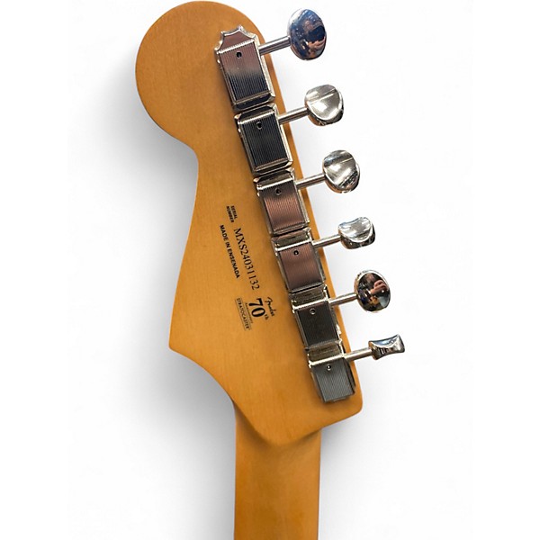 Used 2024 Fender PLAYER II STRATOCASTER 3 Color Sunburst Solid Body Electric Guitar