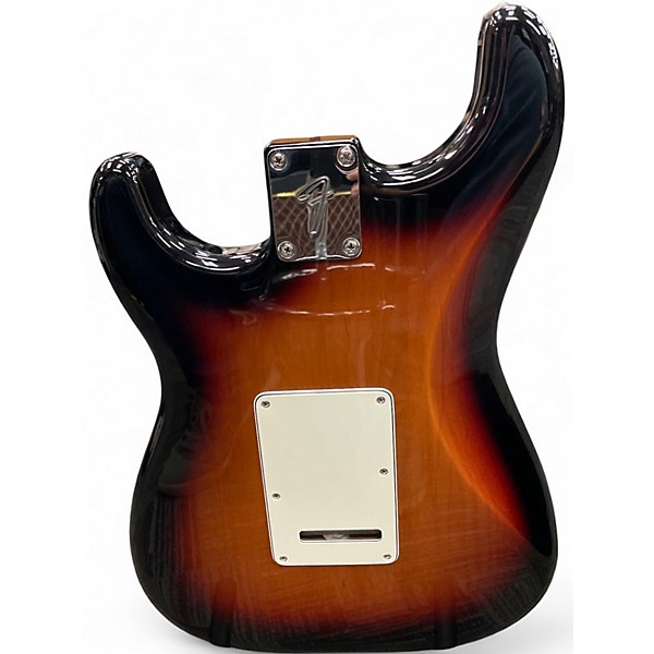 Used 2024 Fender PLAYER II STRATOCASTER 3 Color Sunburst Solid Body Electric Guitar