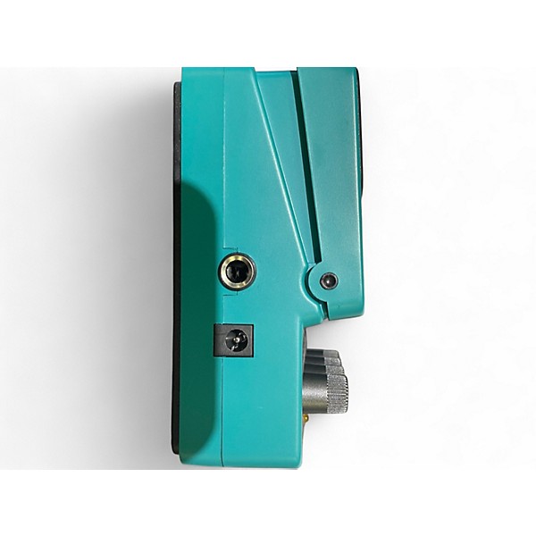 Used Behringer CS400 Compressor Sustainer Effect Pedal