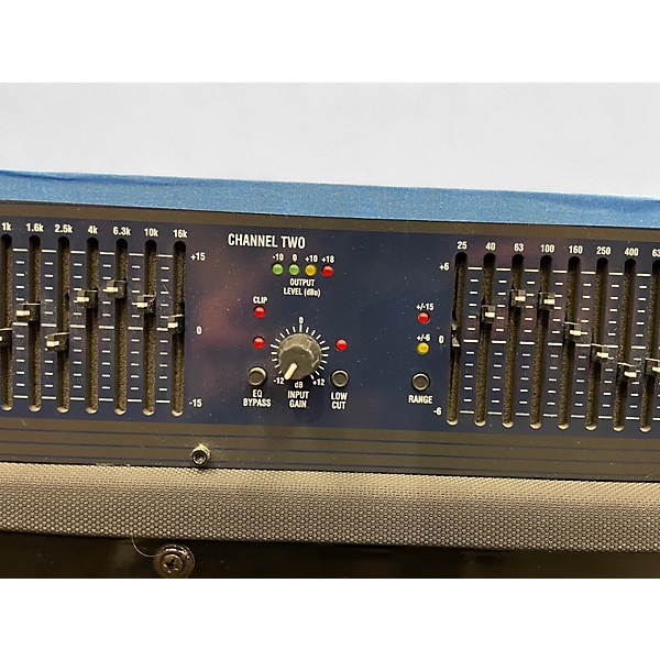 Used dbx 1215 Dual 15-Band Graphic Equalizer
