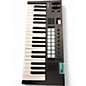 Used Novation Launchkey 25 Key MIDI Controller thumbnail