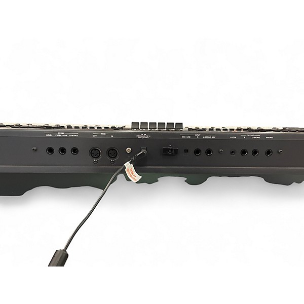 Used Roland EA7 Arranger Keyboard