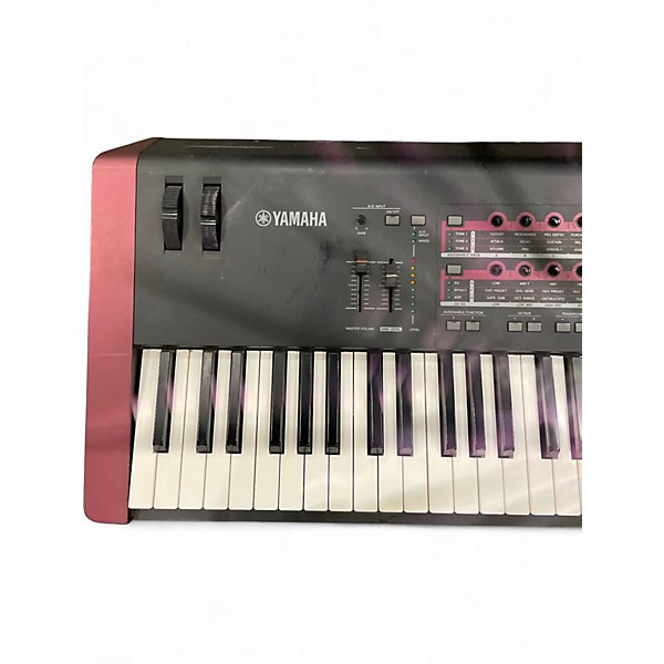 Used Yamaha MOXF8 88 Key Keyboard Workstation