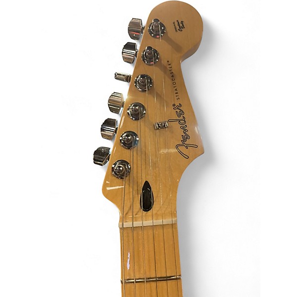 Used 2022 Fender Player Stratocaster Olympic White Solid Body Electric Guitar