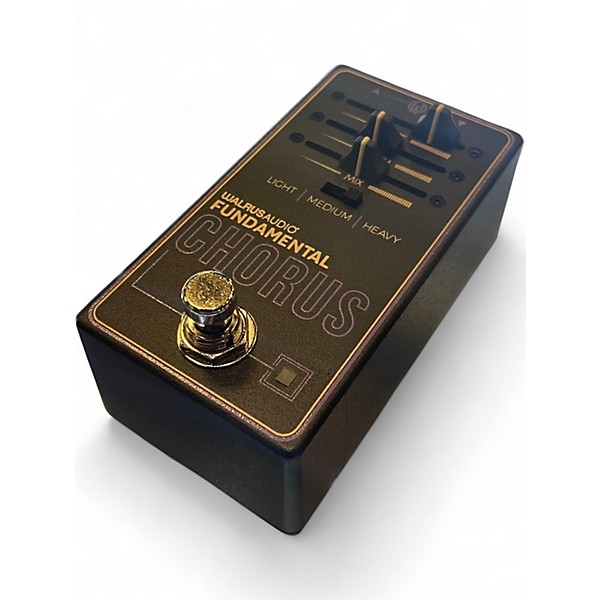 Used Walrus Audio FUNDAMENTAL CHORUS Effect Pedal