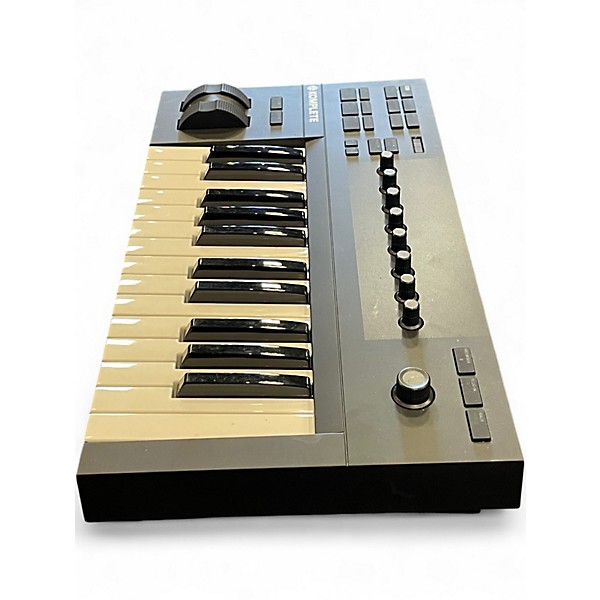 Used Native Instruments Komplete Kontrol A25 MIDI Controller