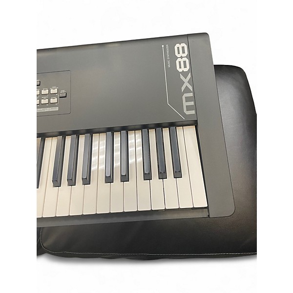 Used Yamaha MX88BK Synthesizer