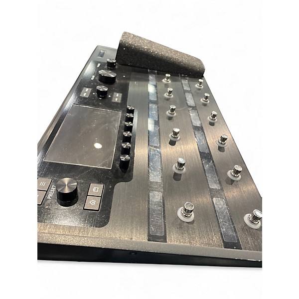 Used Line 6 Helix Effect Processor