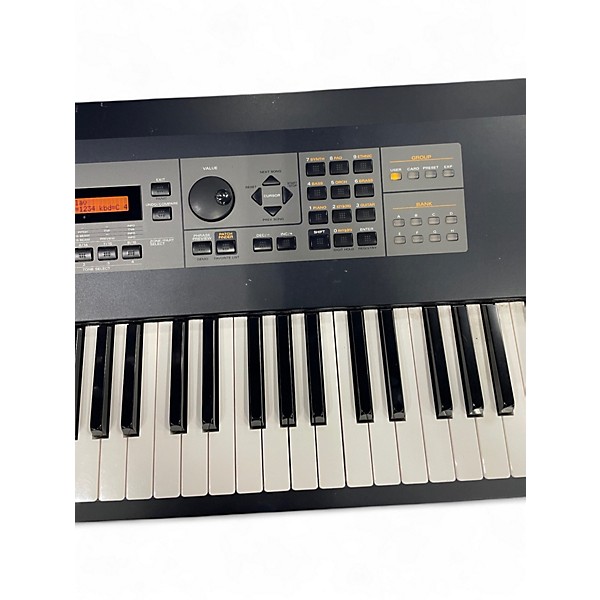 Used 2000s Roland XV-88 Keyboard Workstation