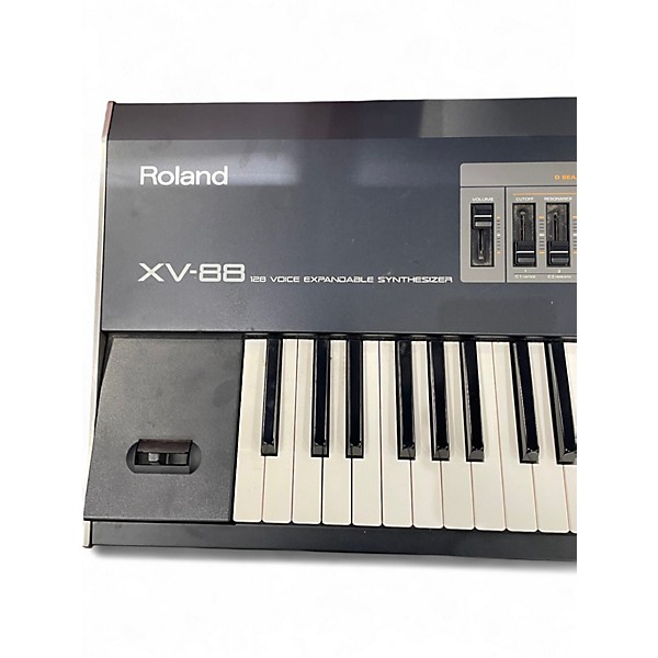 Used 2000s Roland XV-88 Keyboard Workstation