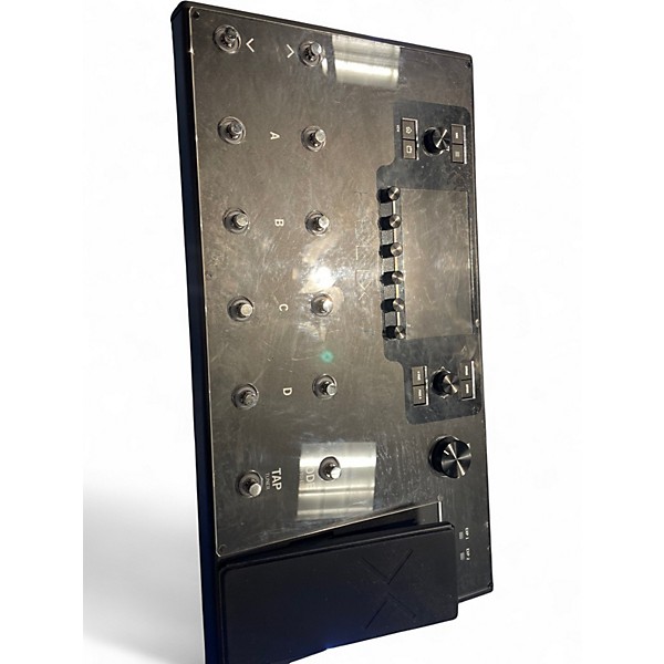 Used Line 6 Helix LT Effect Processor
