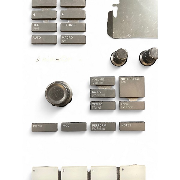 Used Native Instruments Maschine MK3 MIDI Controller