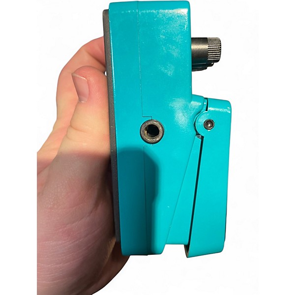 Used Behringer CS400 Compressor Sustainer Effect Pedal