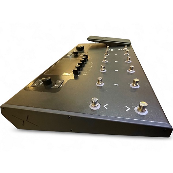 Used Line 6 Helix LT Effect Processor