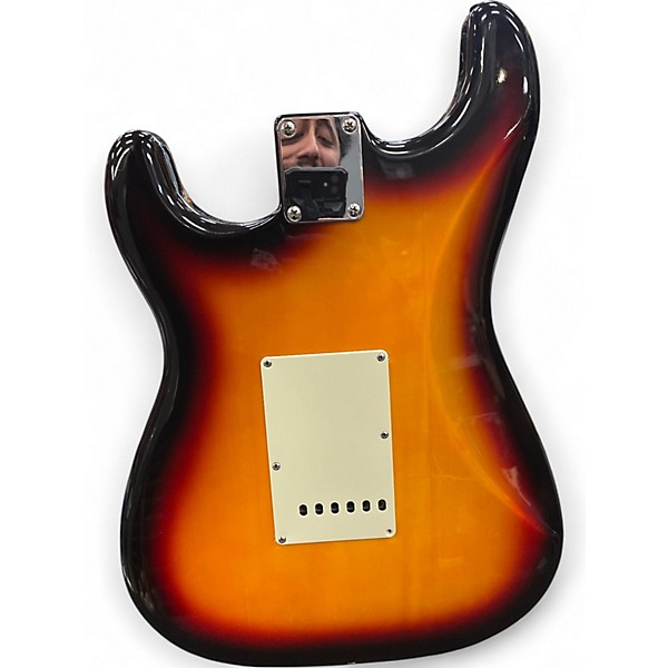 Used Fender 1950S Stratocaster 2 Tone Sunburst Solid Body Electric Guitar