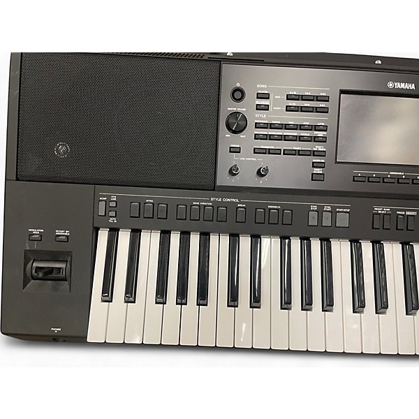 Used Yamaha PSR-SX700 Arranger Keyboard